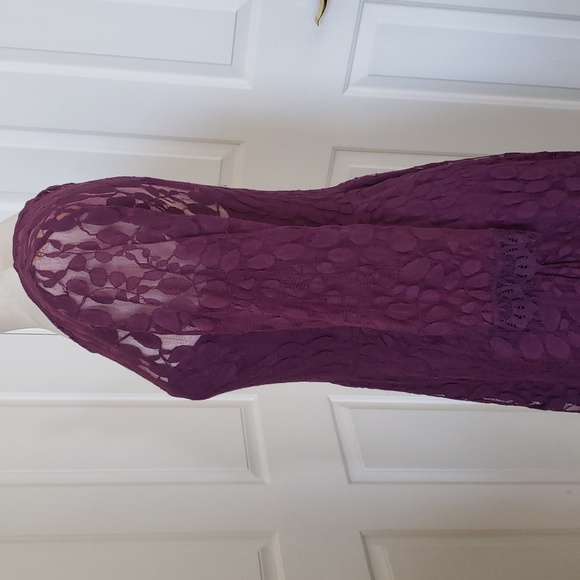 💐 FREE PEOPLE Plum Purple Sheer Lace Dress Hankerchief Hem SIZE 4 - Picture 14 of 17
